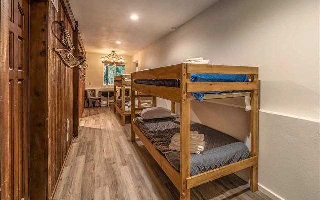 Paradise On The River Three Bedroom Cabin