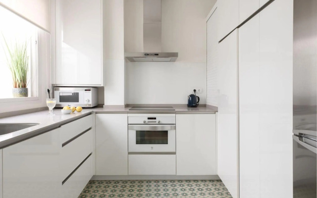 Plaza Nueva 2 Bedrooms & 2 Bathrooms