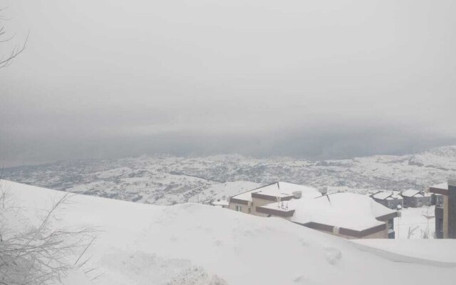 Faqra Hills Hotel