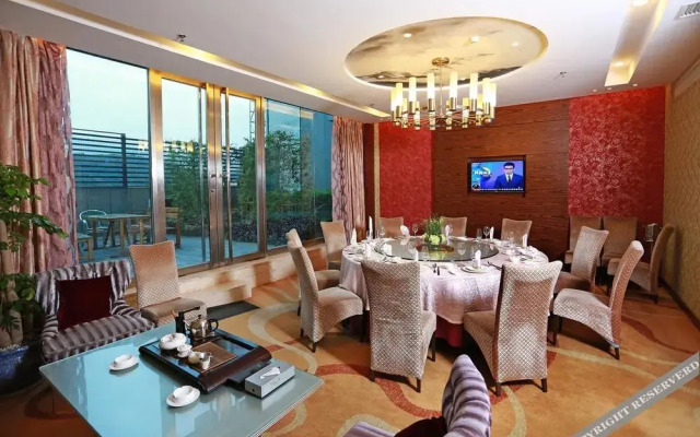 Ramada By Wyndham Longyan