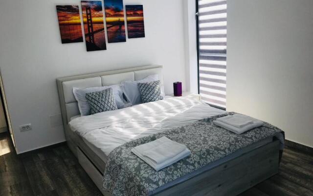 Studio for 2 in Mamaia Summerland