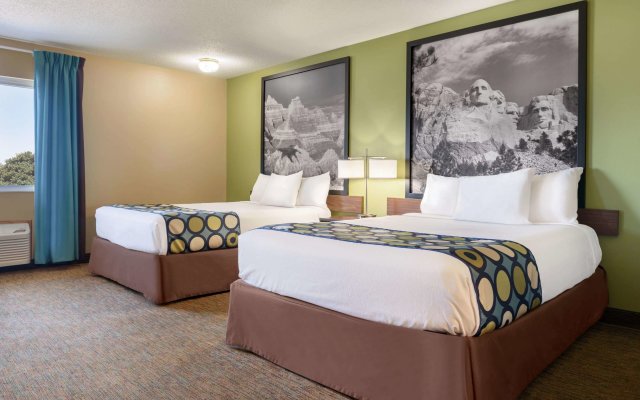 Super 8 by Wyndham Sioux Falls