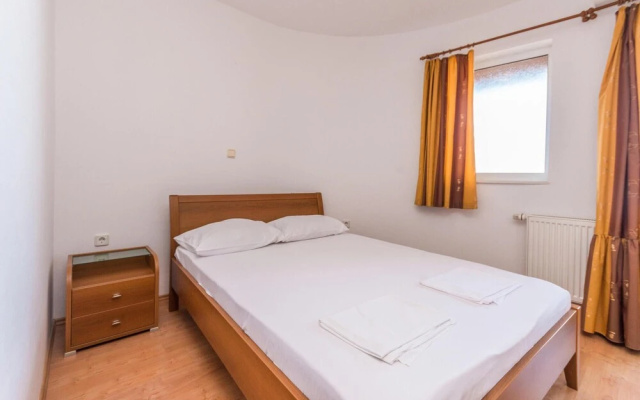 Awesome Apartment in Pakostane With 1 Bedrooms and Wifi