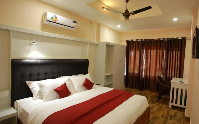 Hotel Wayanad Square