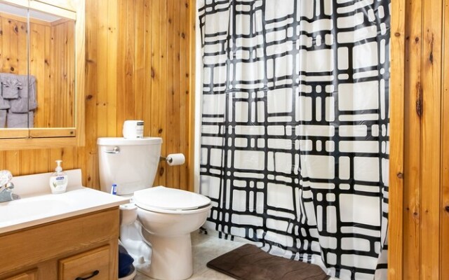 Smoky Mountains 5br 5ba Poolside Chalet