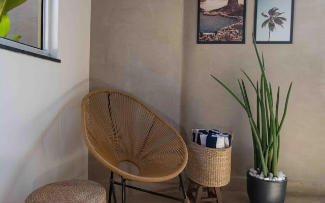 Leblon Design Hotel