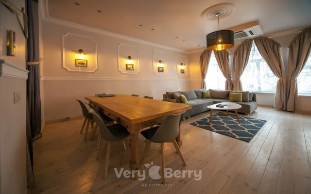 Very Berry  Apartments Kramarska 18
