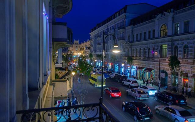 Home@97 on Aghmashenebeli Avenue