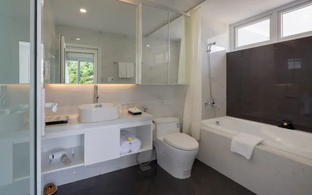 Cham Oasis Nha Trang Resort Condotel