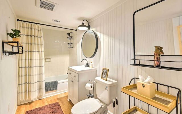 Stylish Franklin Cabin on 6 Private Acres!