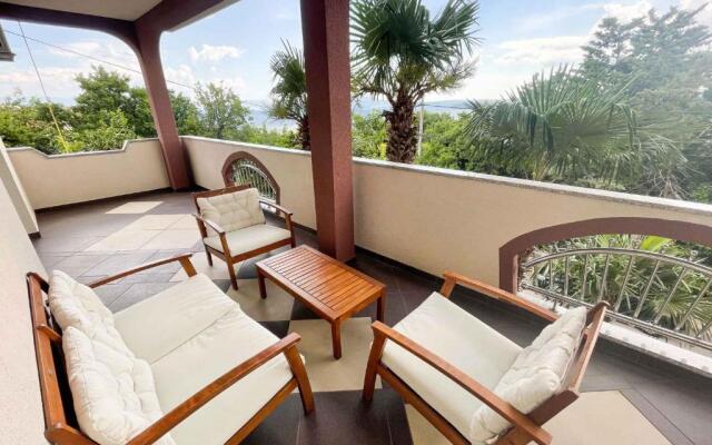 Apartment in Crikvenica 42248