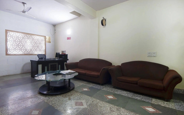 Hotel Charan Pahari