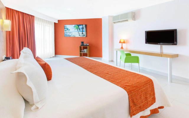 Adhara Express Hotel