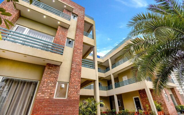 OYO 23203 G-5 Villas