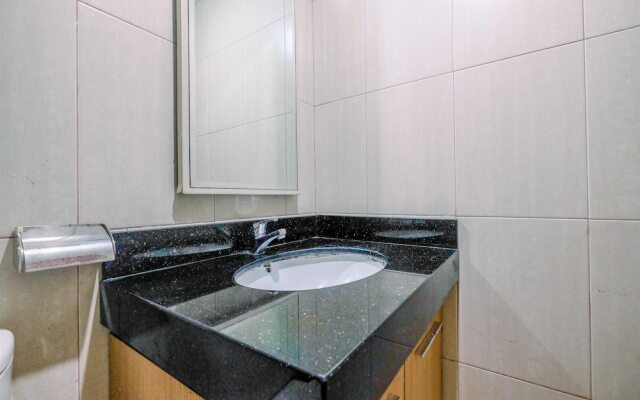 Spacious 2Br Apartment At Mt Haryono Square