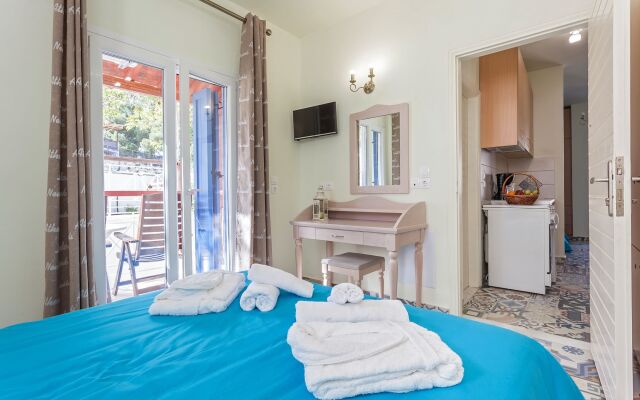 Stafylos Suites Boutique Hotel