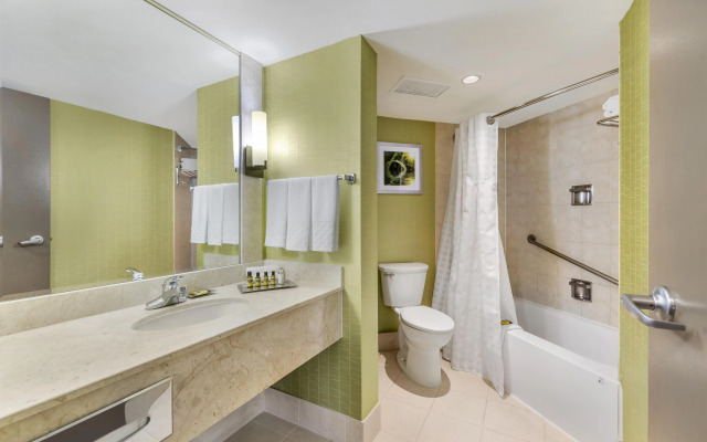 Best Western Plus Waterfront Hotel