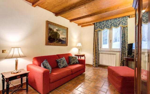 Travel & Stay - Cappellari