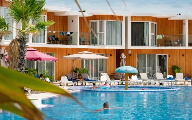 Riva Hill Resort
