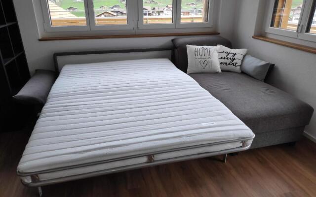 Chuenislodge1 Neu, grosse Terrasse & Designerofen, prächtige Aussicht