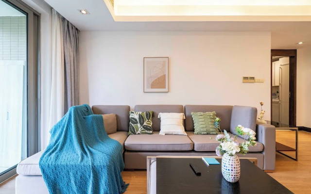 Tyms Modern 1BR 1BA Suite Xujiahui Shops