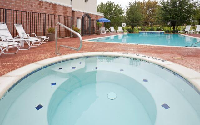 Holiday Inn Express Hotel & Suites Decatur, an IHG Hotel