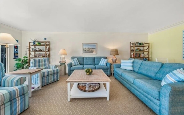 Sea Oats 142 2 Bedroom Home by RedAwning