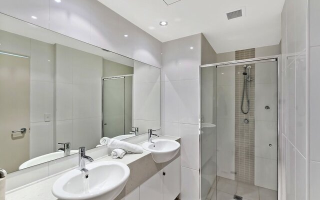 Coast Luxury Apartment 24