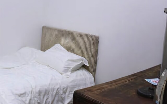 Luzhi Shuixiang Young Courtyard Homestay