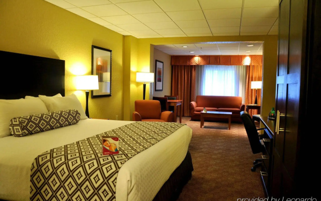 Crowne Plaza Little Rock