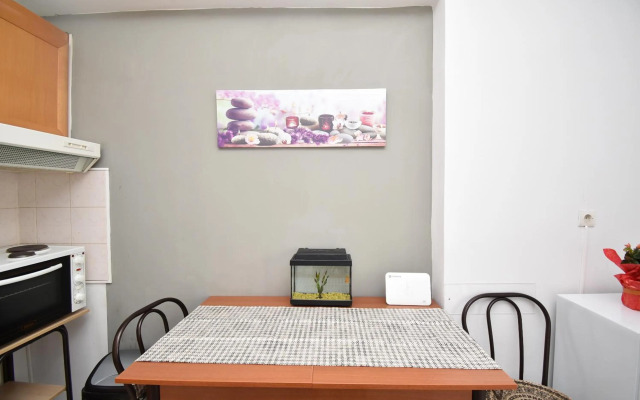 Central And Comfortable Apartment Thessaloniki