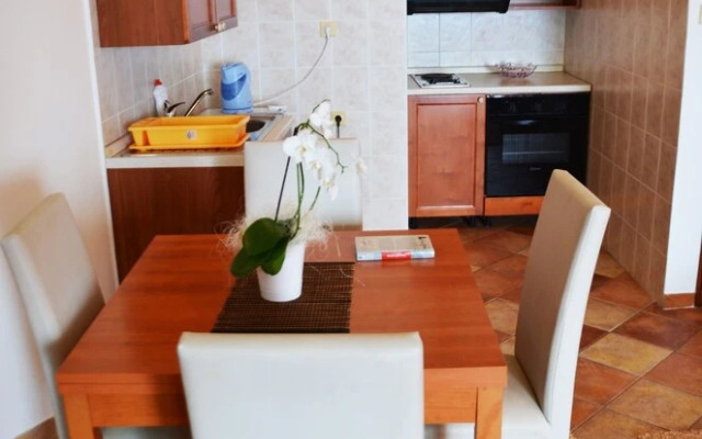 Secret Garden Apartments