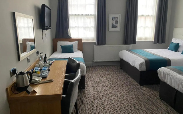 The Kingscliff Hotel