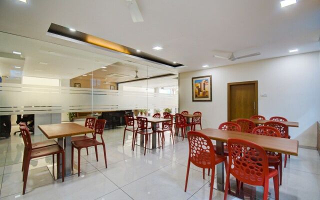 Hill View Guest House, GachiBowli