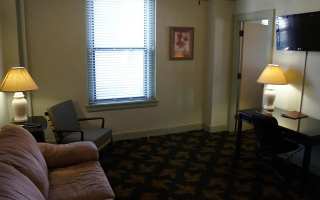 Finlen Hotel and Motor Inn