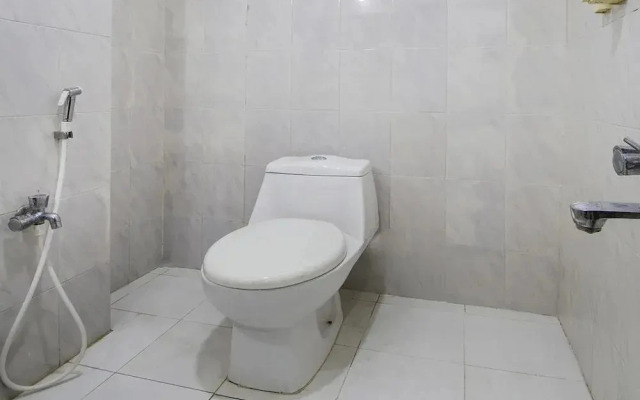 Hotel Srinivasa Central