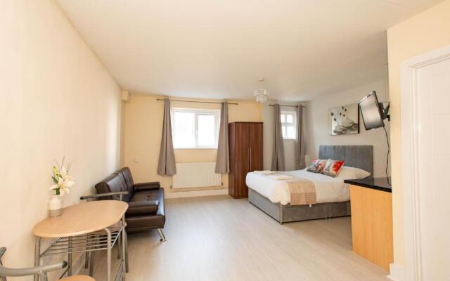Newly Refurbished Studio, 20mins to London Bridge