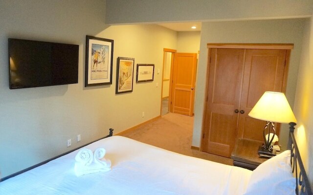 Sb202 5 Bedroom Condo