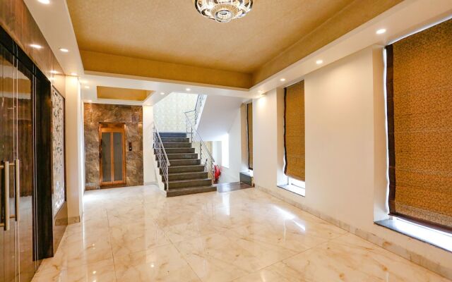 Fabexpress Kapashera Residency