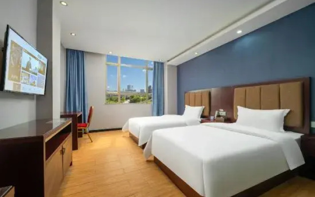 City Hotel