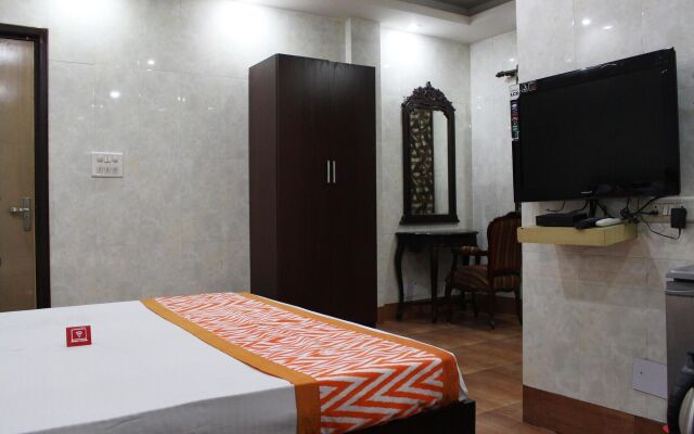 OYO 2705 Hotel Preet Palace