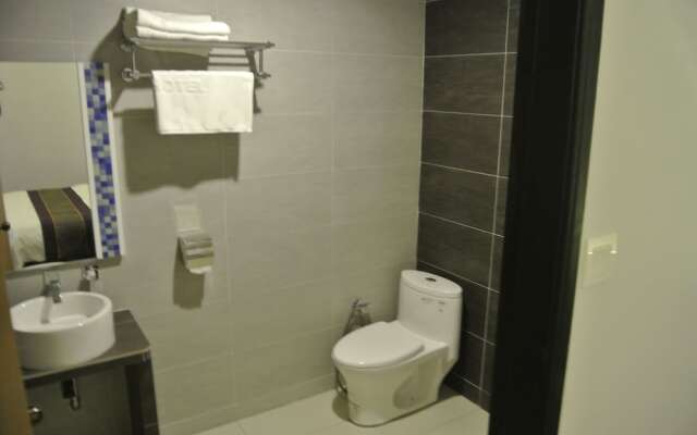 Super 8 bayan baru