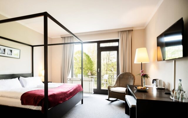 Hotel Dieksee - Collection by Ligula