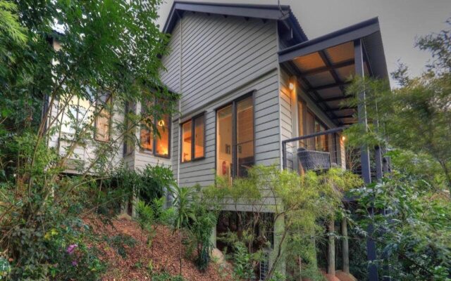 Misty View Cottages Montville