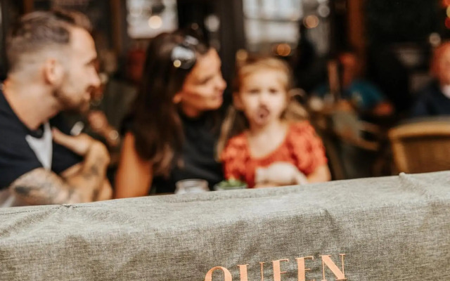 Queen Hotel