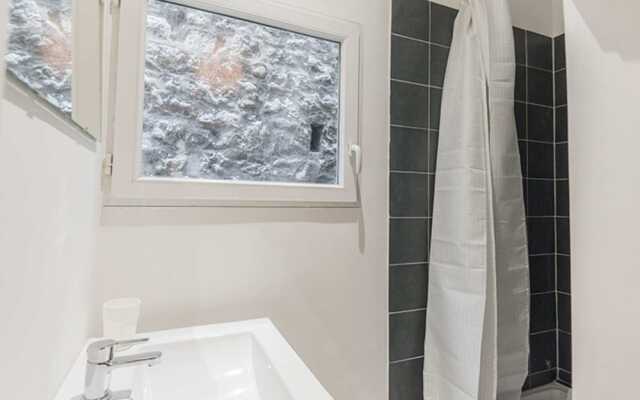 Superb bright and spacious apt in Marseille