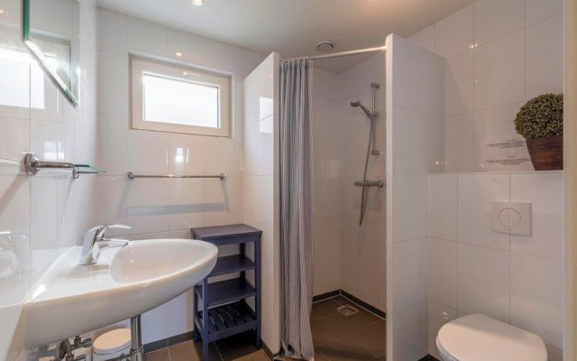 Elegant Beachside Holiday Home