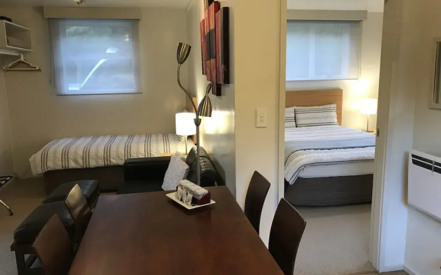 Angie's Rural Retreat