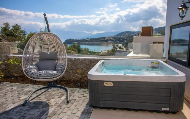 Beach Walk Luxury Suites
