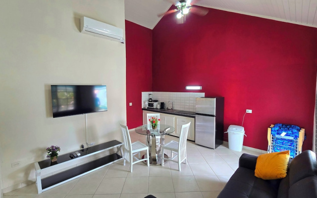 Adorable 1-bedroom Apartment 3 km From Eagle Beach